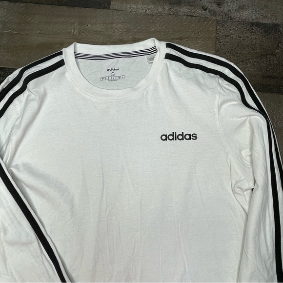 Adidas 3 Stripe Designed 2 Move Long Sleeve Tee size Small - Picture 3 of 12